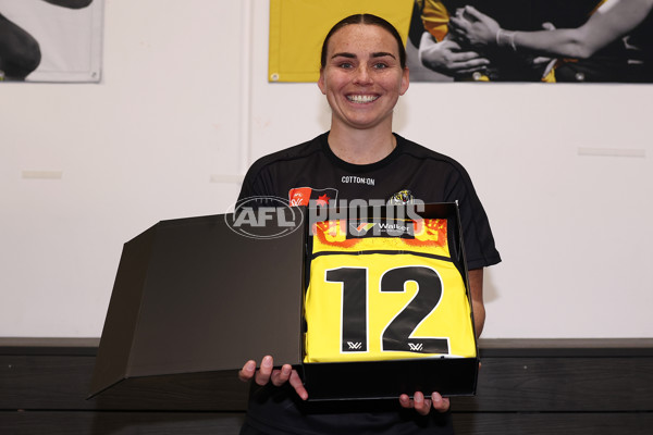 AFLW 2025 Round 04 - Narrm v Richmond - A-62251603