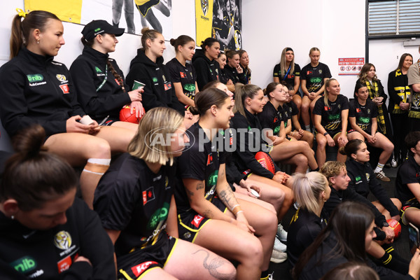 AFLW 2025 Round 04 - Narrm v Richmond - A-62252100
