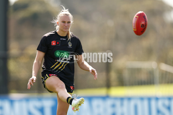 AFLW 2025 Round 04 - Narrm v Richmond - A-62252153