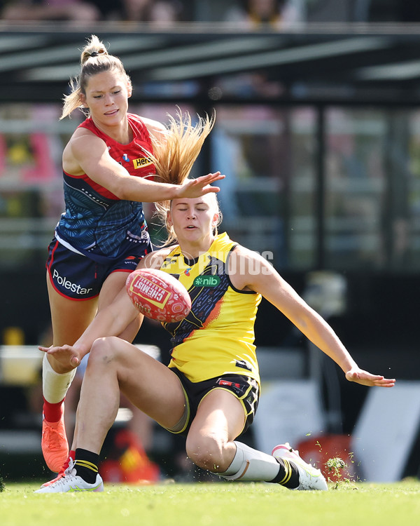 AFLW 2025 Round 04 - Narrm v Richmond - A-62257610