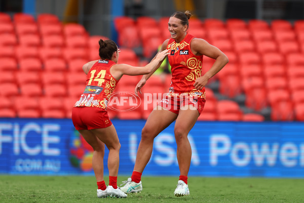 AFLW 2025 Round 04 - Gold Coast v GWS - A-62262550