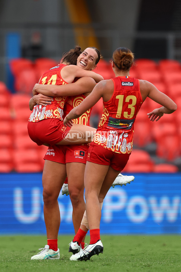 AFLW 2025 Round 04 - Gold Coast v GWS - A-62262552