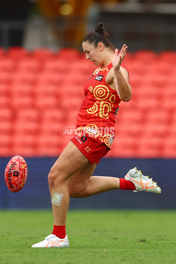 AFLW 2025 Round 04 - Gold Coast v GWS - A-62263300