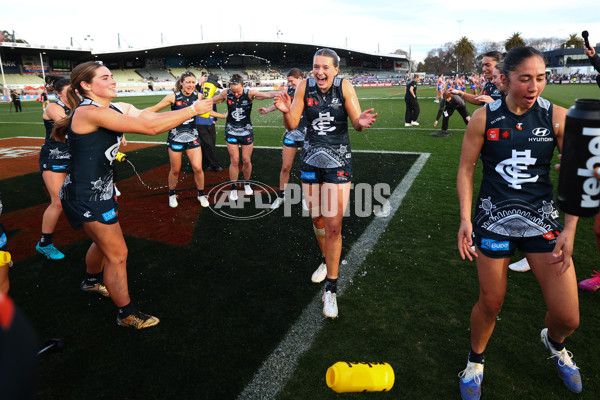 AFLW 2025 Round 04 - Carlton v Western Bulldogs - A-62278983
