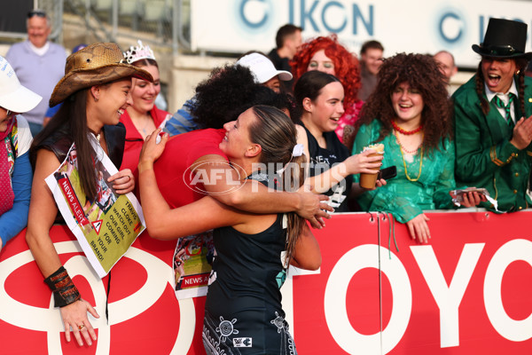 AFLW 2025 Round 04 - Carlton v Western Bulldogs - A-62290209