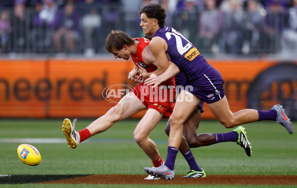 AFL 2025 Second Elimination Final - Fremantle v Gold Coast - A-62291157
