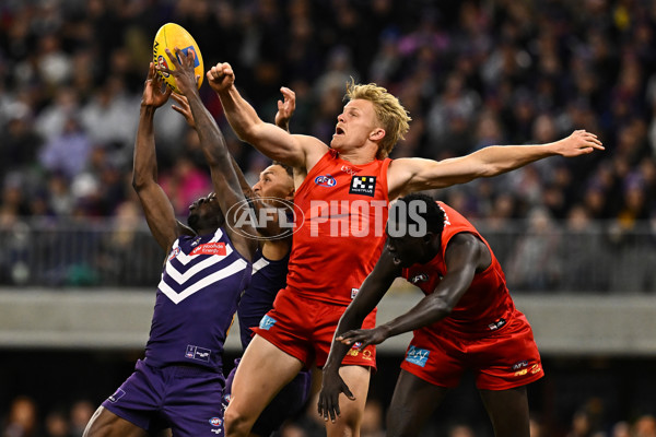 AFL 2025 Second Elimination Final - Fremantle v Gold Coast - A-62298817