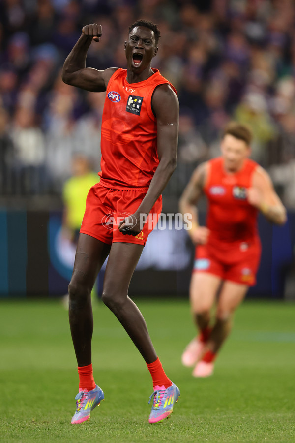 AFL 2025 Second Elimination Final - Fremantle v Gold Coast - A-62303552