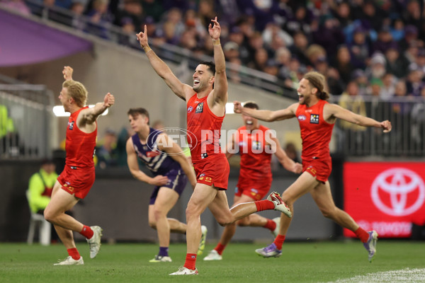 AFL 2025 Second Elimination Final - Fremantle v Gold Coast - A-62306408