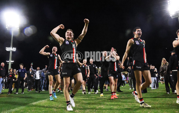 VFL 2025 First Semi Final - Frankston v Casey Demons - A-62306480