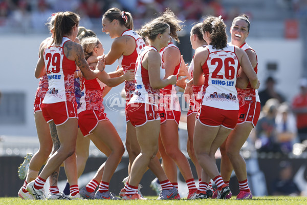 AFLW 2025 Round 04 - Sydney v Walyalup - A-62322486