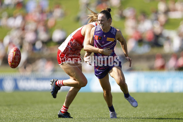 AFLW 2025 Round 04 - Sydney v Walyalup - A-62322522