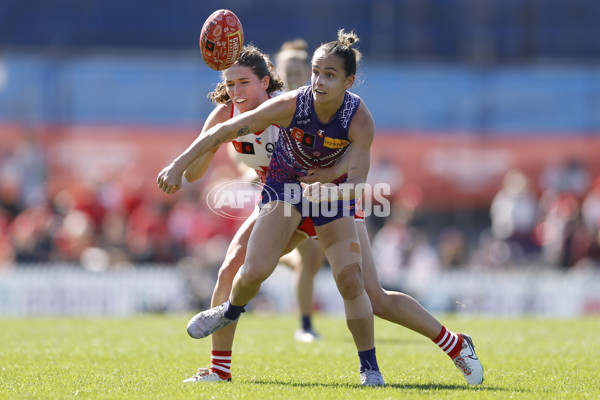 AFLW 2025 Round 04 - Sydney v Walyalup - A-62323191