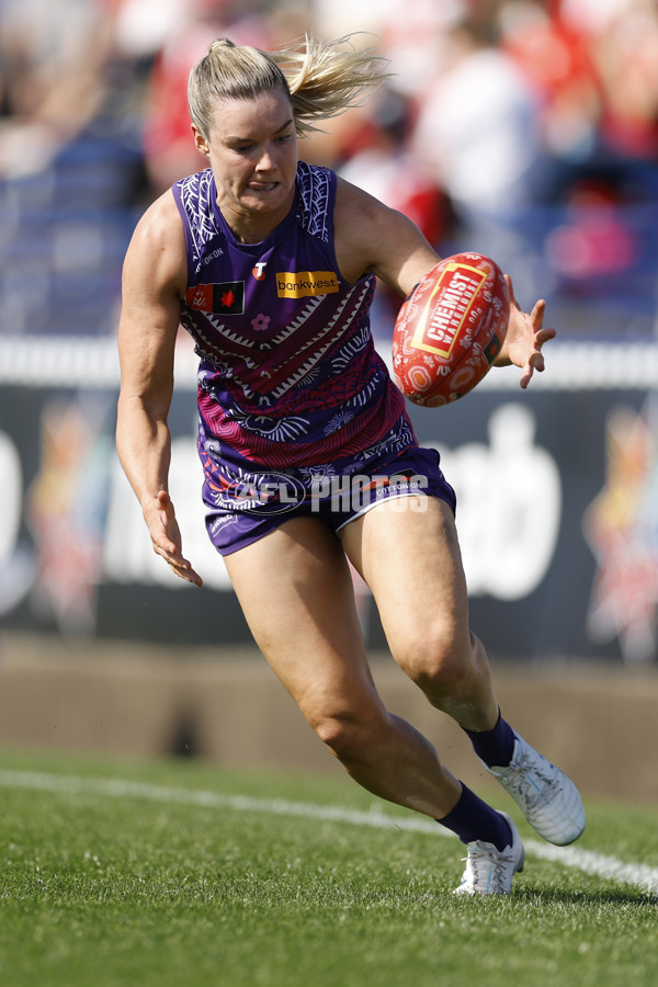 AFLW 2025 Round 04 - Sydney v Walyalup - A-62325907