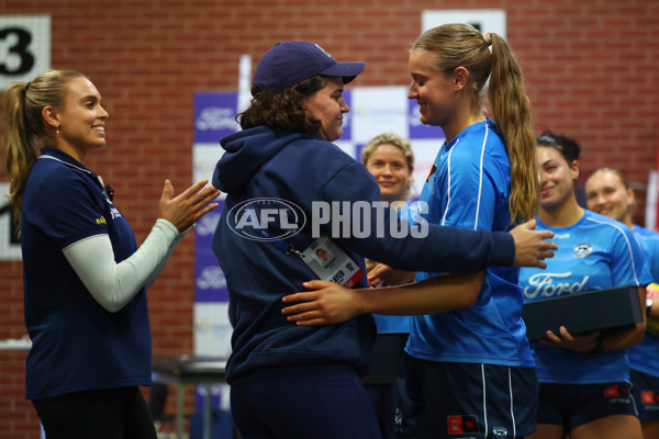 AFLW 2025 Round 04 - Essendon v Geelong - A-62325964