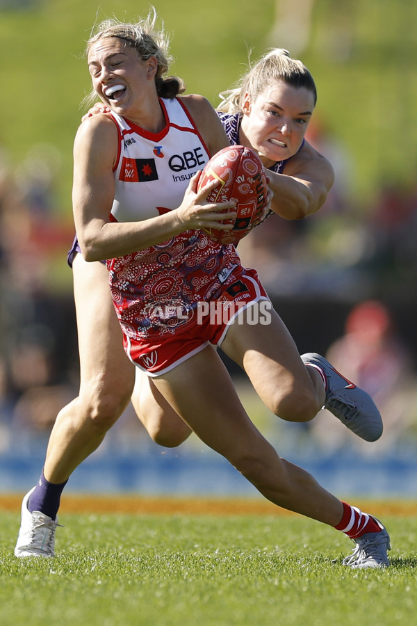 AFLW 2025 Round 04 - Sydney v Walyalup - A-62328824