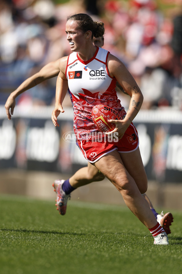 AFLW 2025 Round 04 - Sydney v Walyalup - A-62328896