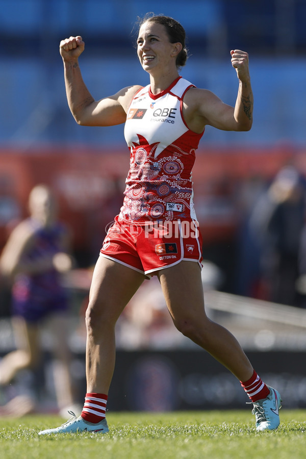 AFLW 2025 Round 04 - Sydney v Walyalup - A-62329138