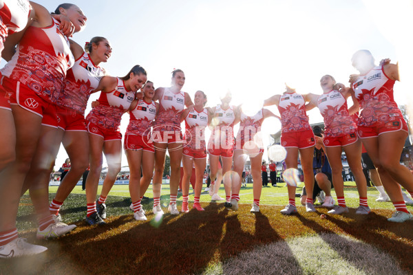 AFLW 2025 Round 04 - Sydney v Walyalup - A-62329165