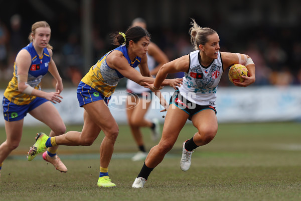 AFLW 2025 Round 04 - Waalitj Marawar v Yartapuulti - A-62335665