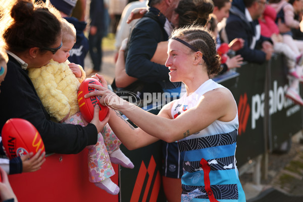 AFLW 2025 Round 04 - Essendon v Geelong - A-62338253