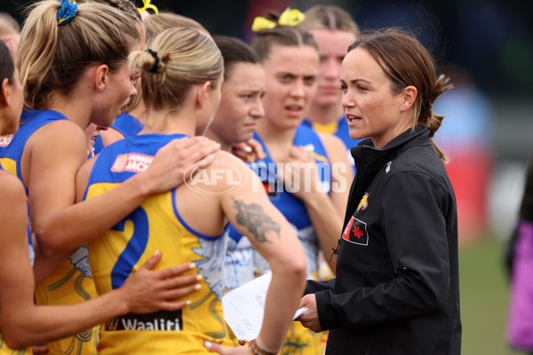 AFLW 2025 Round 04 - Waalitj Marawar v Yartapuulti - A-62338283