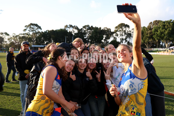 AFLW 2025 Round 04 - Waalitj Marawar v Yartapuulti - A-62346249