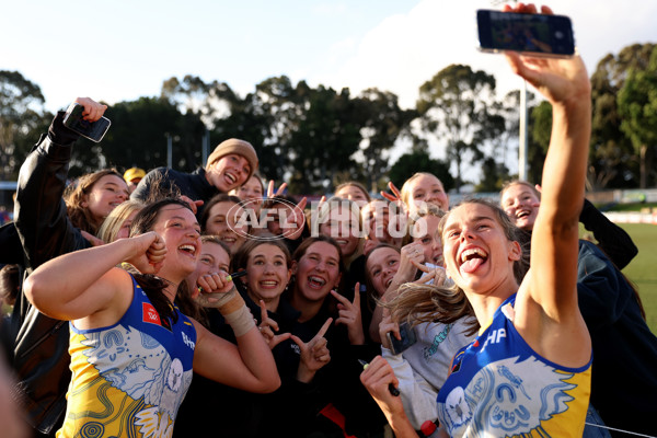 AFLW 2025 Round 04 - Waalitj Marawar v Yartapuulti - A-62348116
