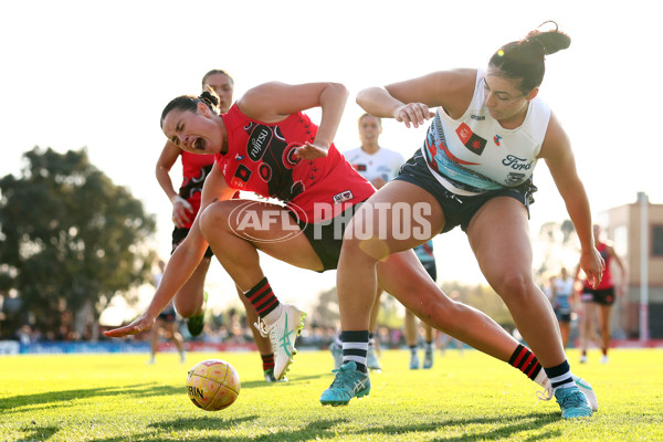 AFLW 2025 Round 04 - Essendon v Geelong - A-62348190