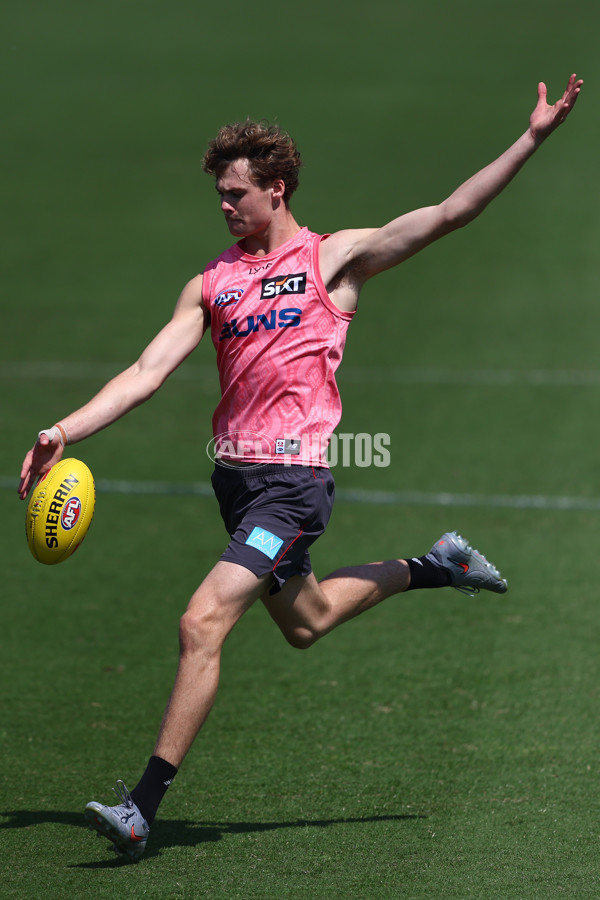 AFL 2025 Training - Gold Coast 090925 - A-62364114