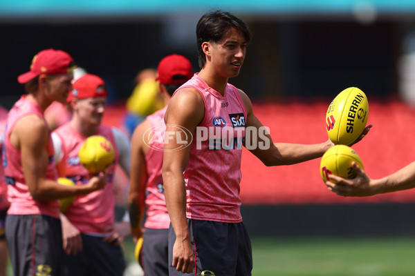 AFL 2025 Training - Gold Coast 090925 - A-62364148