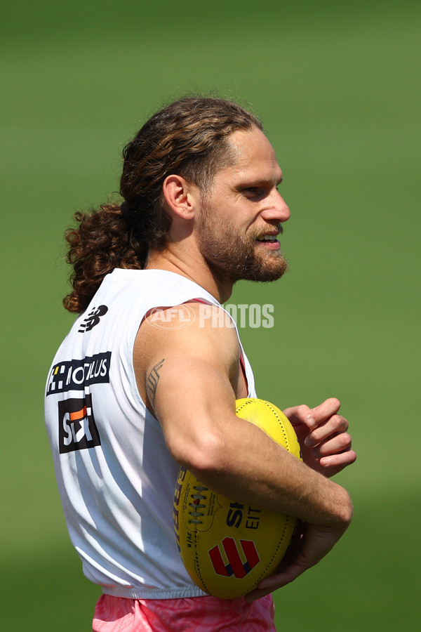 AFL 2025 Training - Gold Coast 090925 - A-62366943
