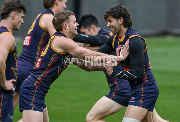 AFL 2025 Training - Adelaide 090925 - A-62366959