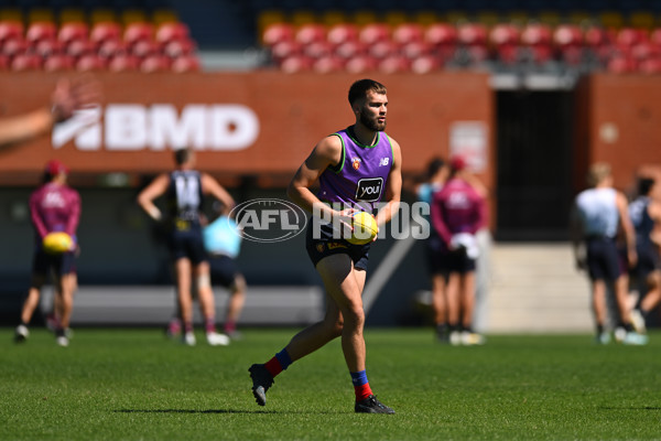 AFL 2025 Training - Brisbane 110925 - A-62481863