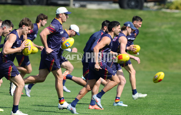 AFL 2025 Training - Adelaide 110925 - A-62481899