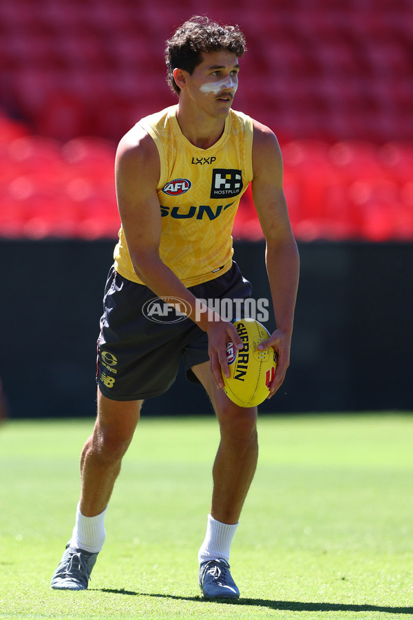 AFL 2025 Training - Gold Coast 110925 - A-62531595