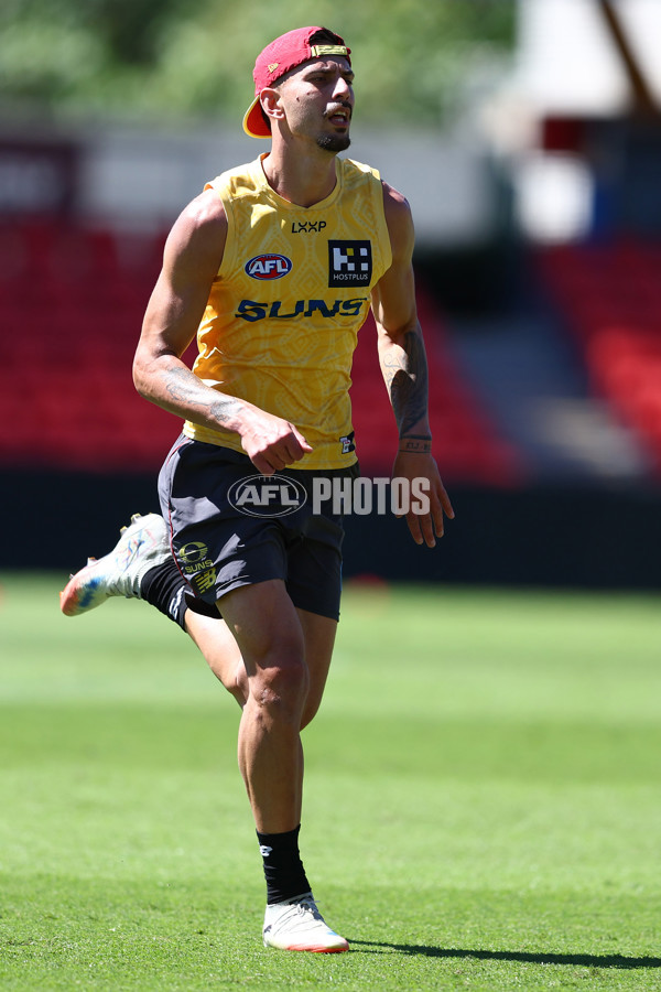 AFL 2025 Training - Gold Coast 110925 - A-62531608