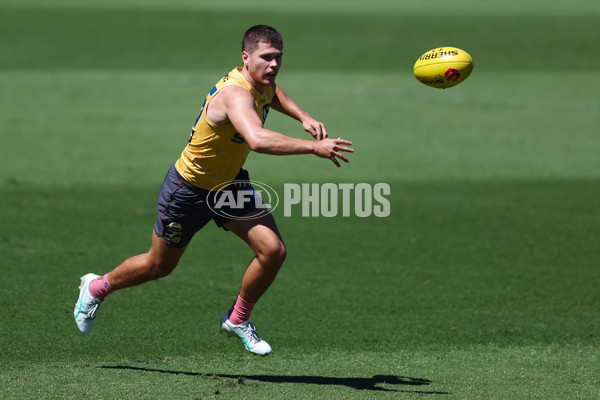 AFL 2025 Training - Gold Coast 110925 - A-62534877