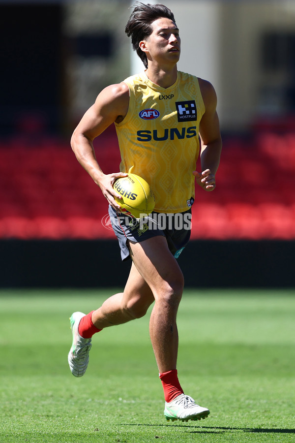AFL 2025 Training - Gold Coast 110925 - A-62534893