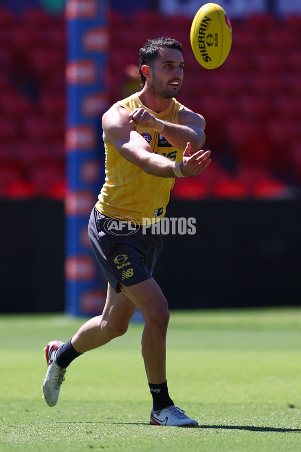 AFL 2025 Training - Gold Coast 110925 - A-62534907
