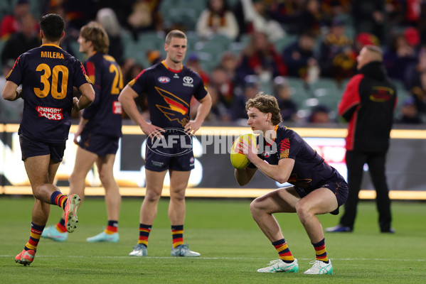 AFL 2025 First Semi Final - Adelaide v Hawthorn - A-62562199