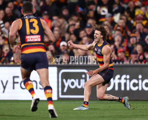 AFL 2025 First Semi Final - Adelaide v Hawthorn - A-62568455