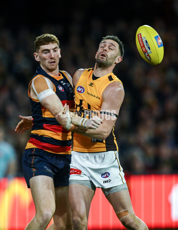 AFL 2025 First Semi Final - Adelaide v Hawthorn - A-62568460