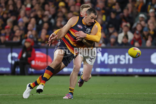 AFL 2025 First Semi Final - Adelaide v Hawthorn - A-62574442
