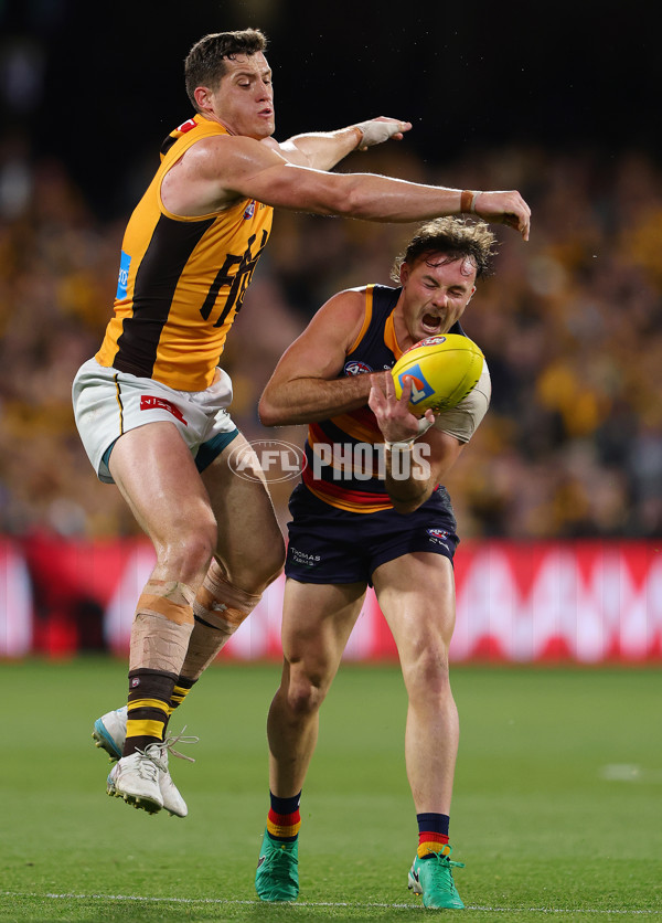 AFL 2025 First Semi Final - Adelaide v Hawthorn - A-62579500