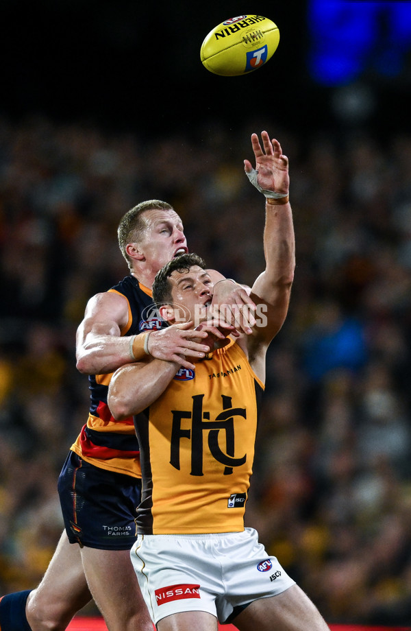 AFL 2025 First Semi Final - Adelaide v Hawthorn - A-62579521