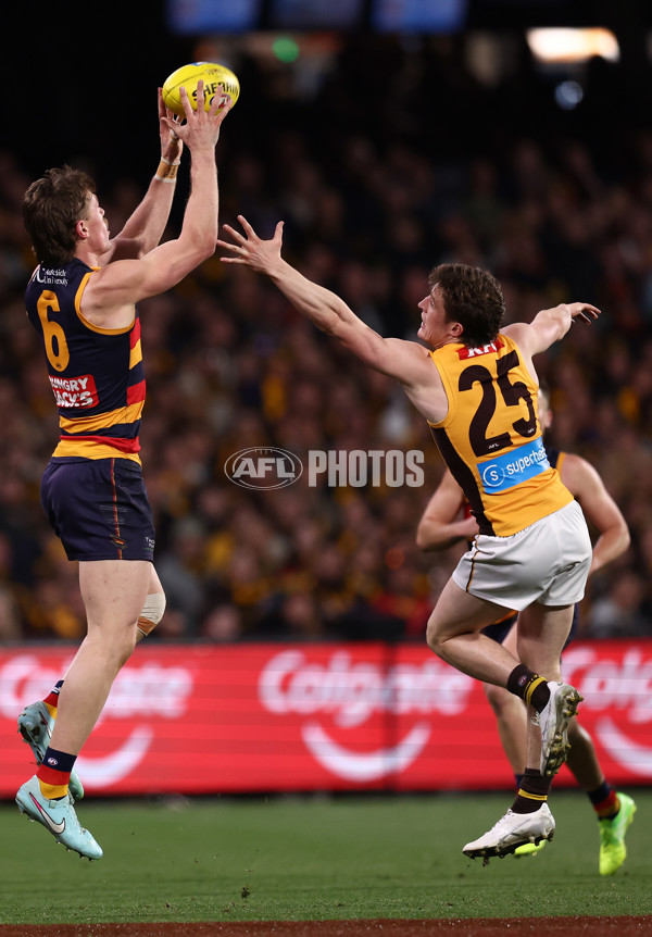 AFL 2025 First Semi Final - Adelaide v Hawthorn - A-62579577