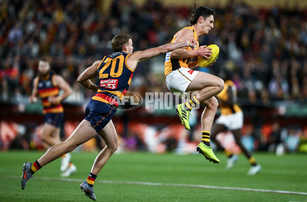 AFL 2025 First Semi Final - Adelaide v Hawthorn - A-62581120