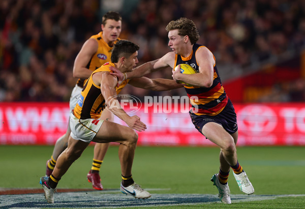 AFL 2025 First Semi Final - Adelaide v Hawthorn - A-62581178
