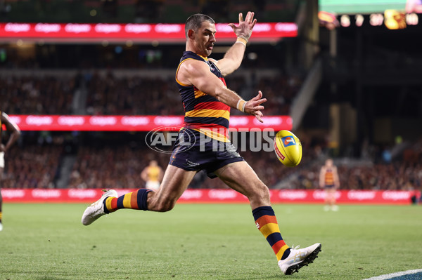 AFL 2025 First Semi Final - Adelaide v Hawthorn - A-62581213